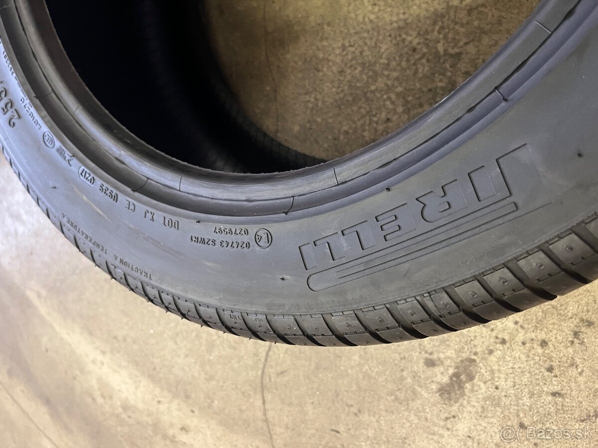 255/45R17 Pirelli letne - 3