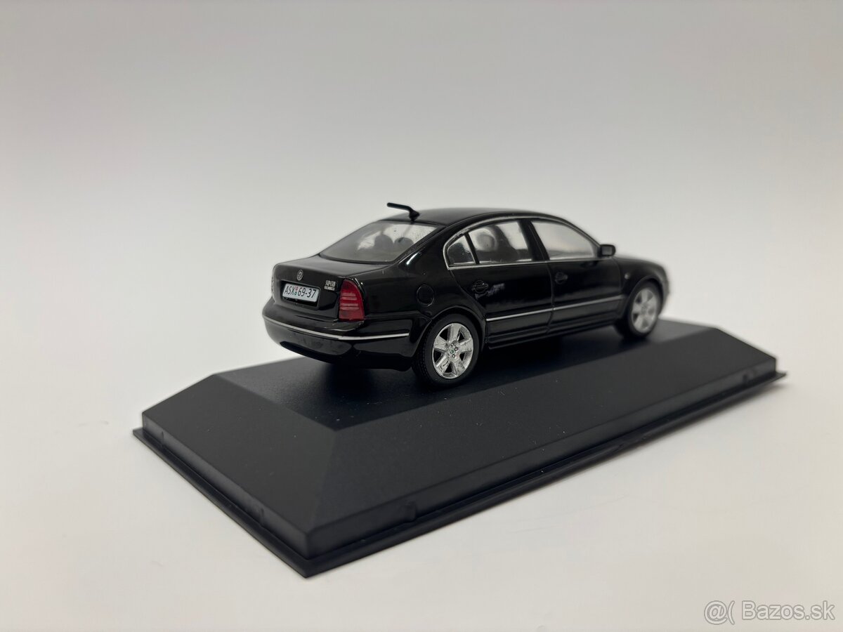 Model Škoda Superb 1 1:43 - 3