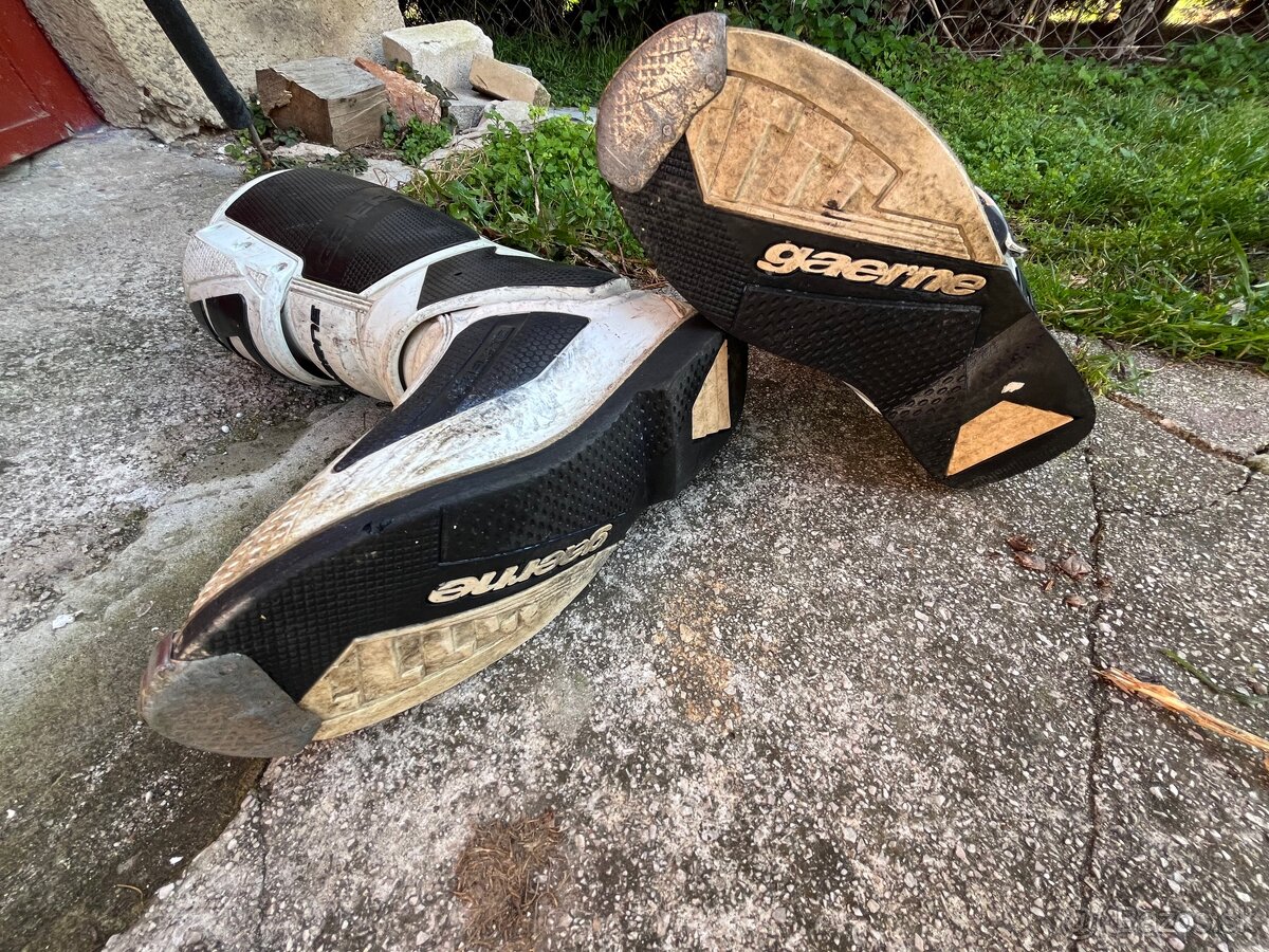 Čižmy Gaerne SG12 + Chránič hrude UFO - 3