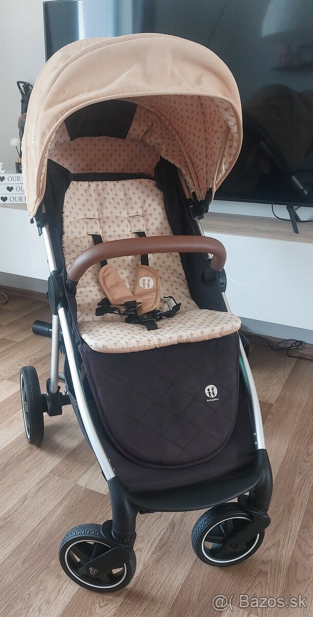 Petite&Mars Royal Heritage bee športový kočik - 3