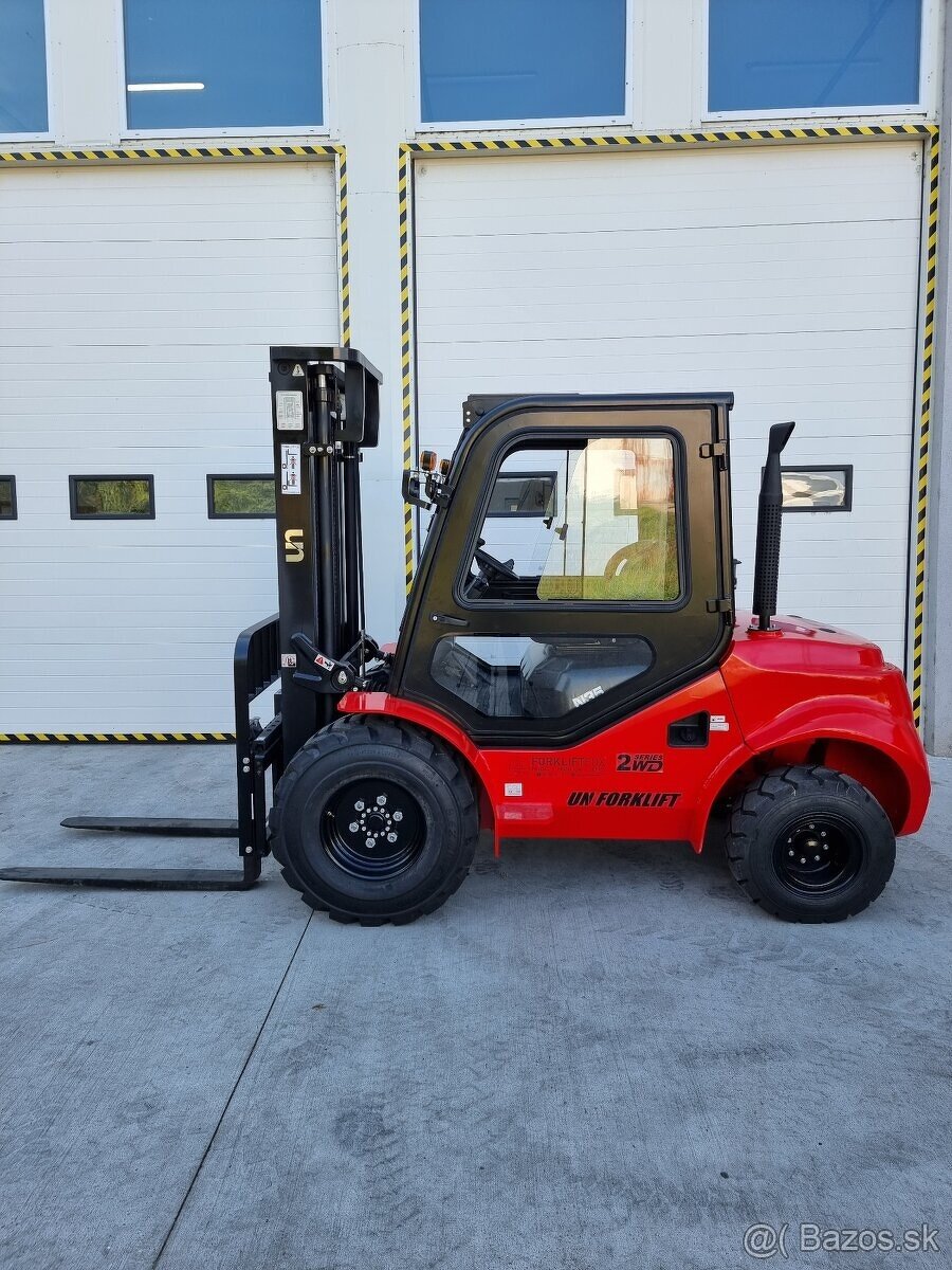 Vysokozdvižný terénny vozík UN FD35T - 3