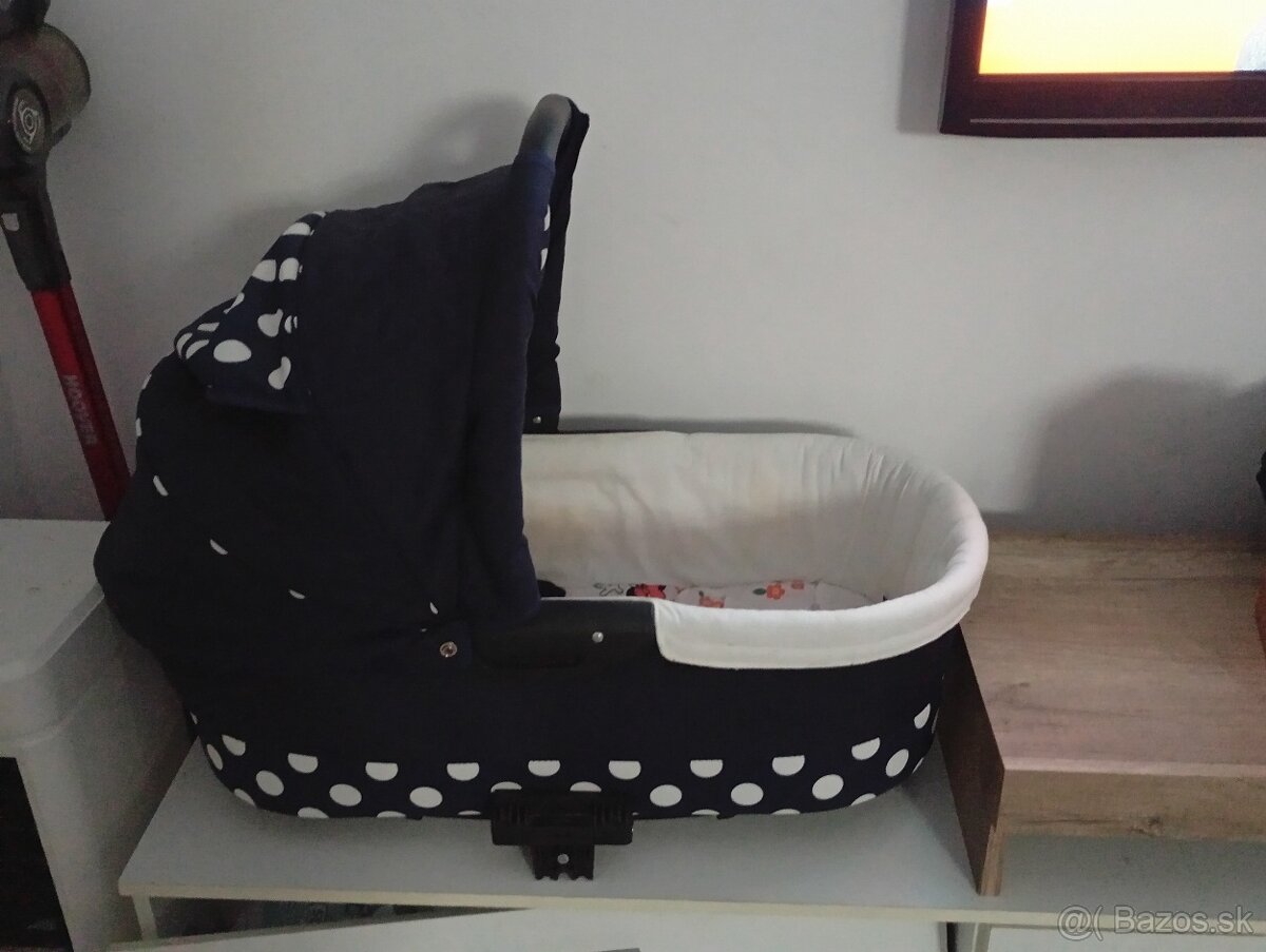 DARUJEM STARSI KOCIK - 3