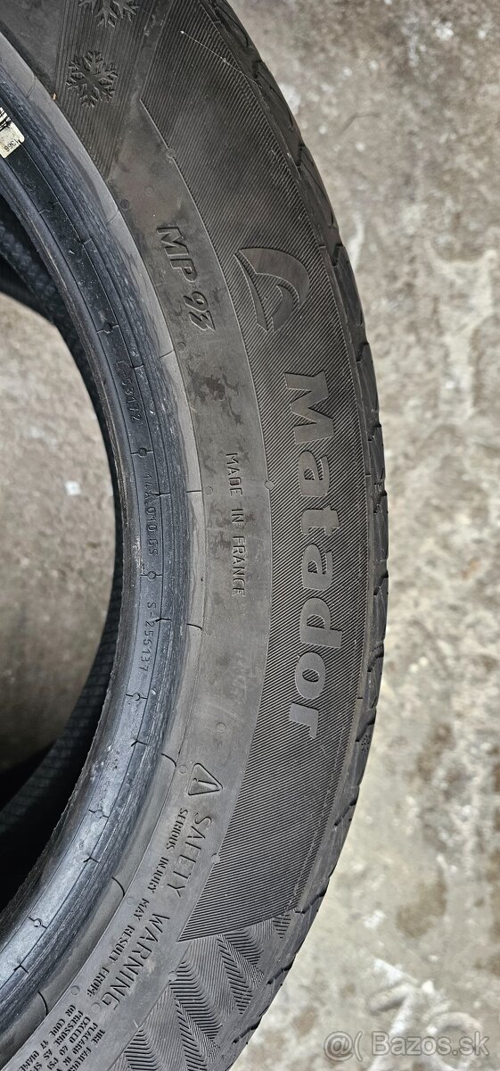 Predam zimné pneumatiky 215/55 R17 - 3