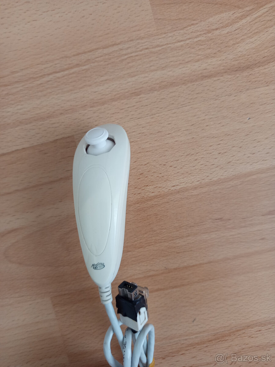Nintendo Wii - nunchuck po oprave - 3