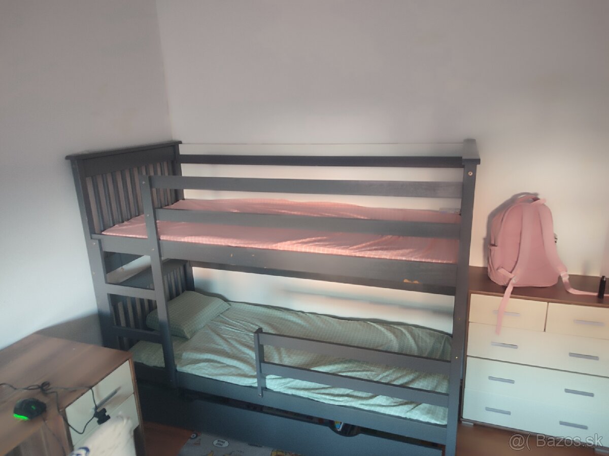 Predám poschodovú posteľ s matracmi - 3