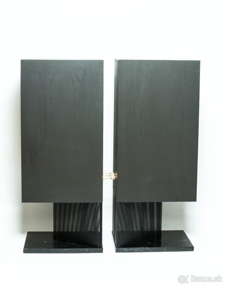 Bowers & Wilkins John Bowers Active 1 - 3