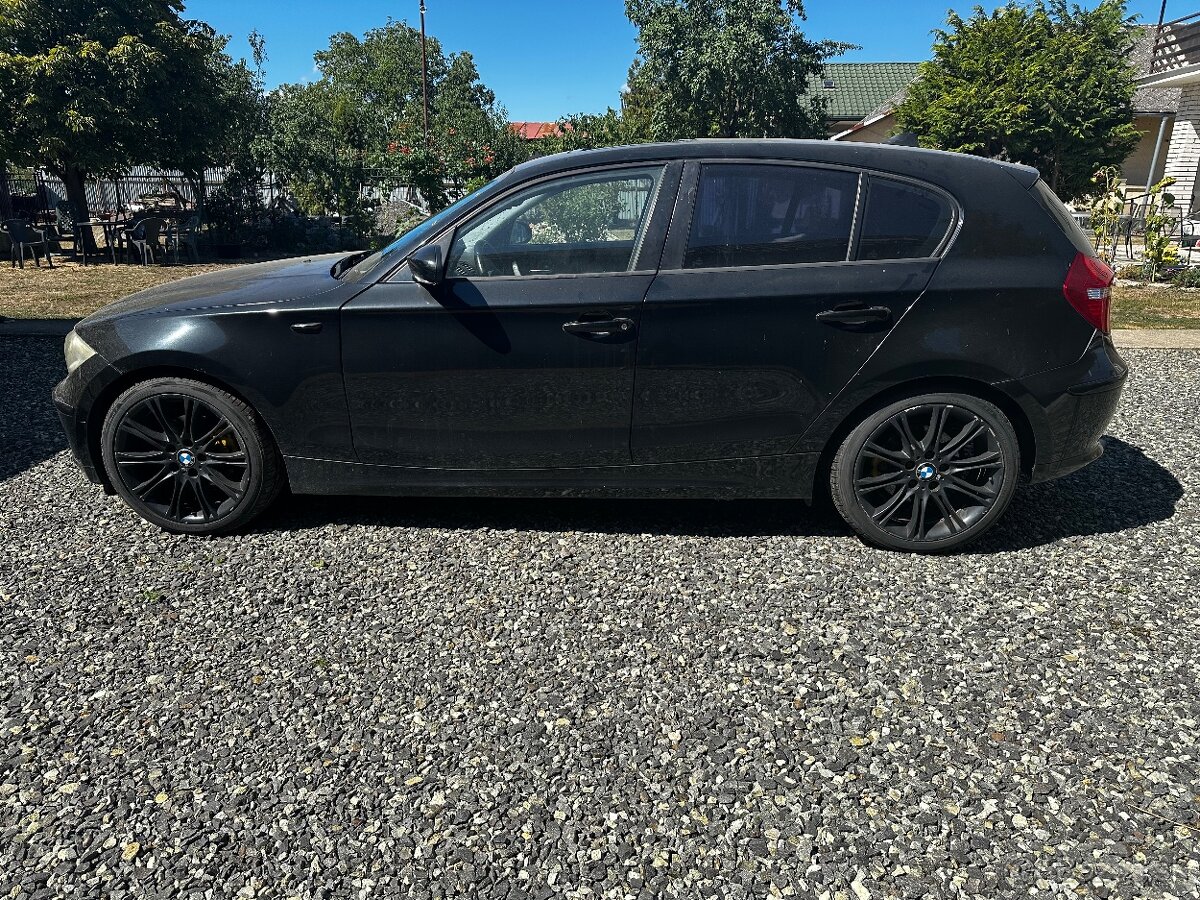 BMW 1 (e87) 118i benzín - 3