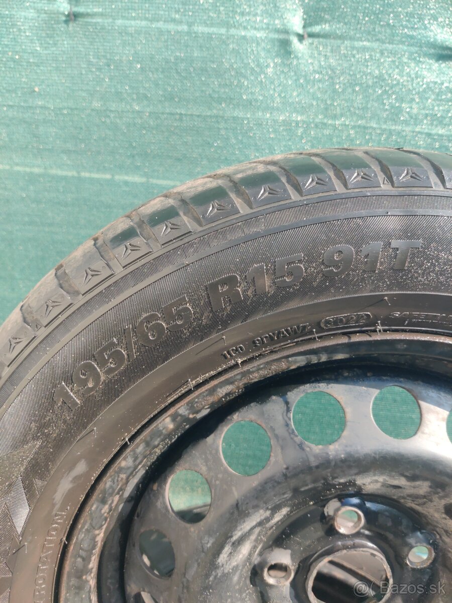 Zimne Kumho 195/65/r15 na diskoch - 3