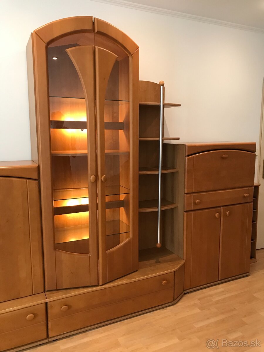 OBÝVAČKOVÁ ZOSTAVA S DVIERKAMI Z MASÍVNEHO DREVA - 3