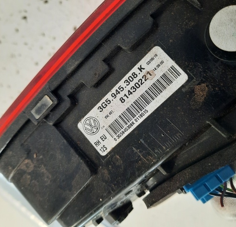 Volkswagen Passat B8 2.0 TDi 2019 predám ZADNÉ SVETLá, ZADNÝ - 3