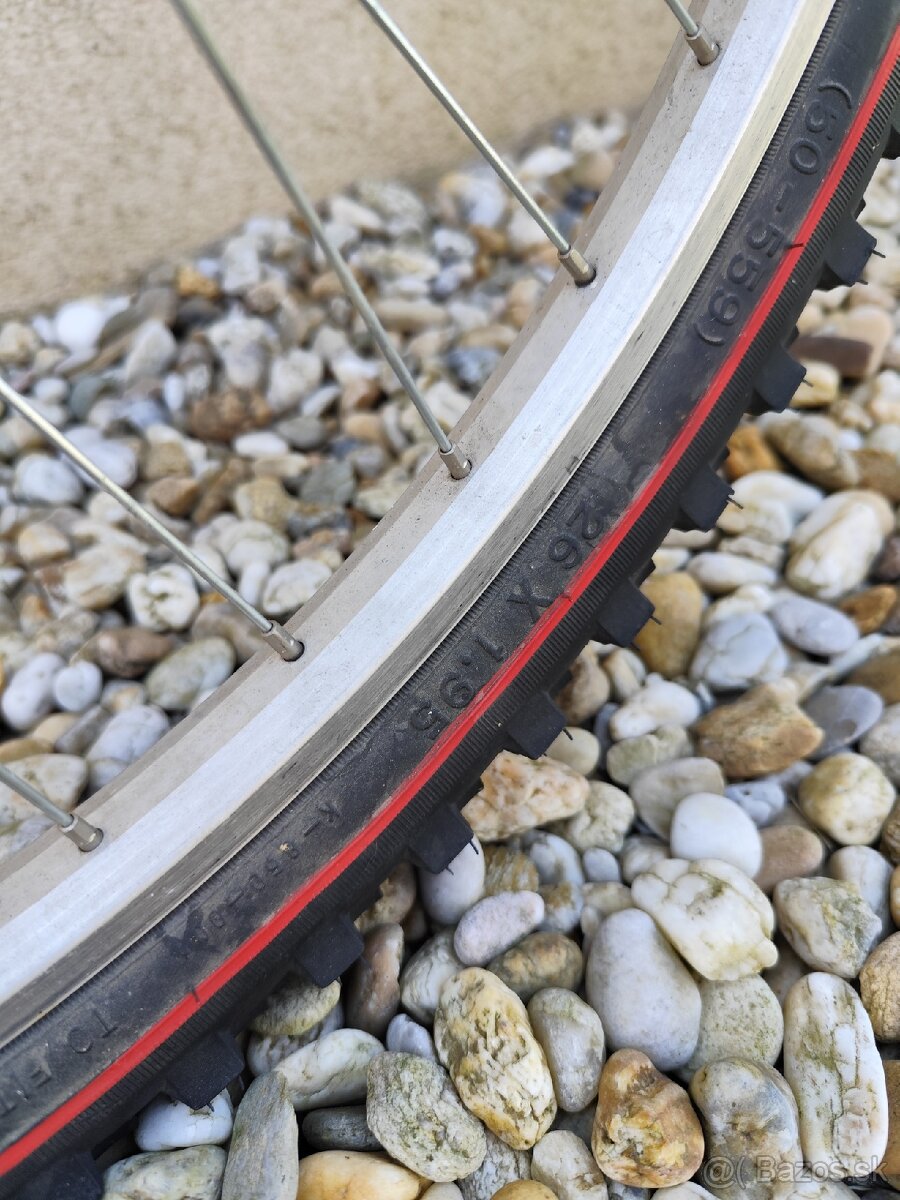 Kellys Radial 26" - 3