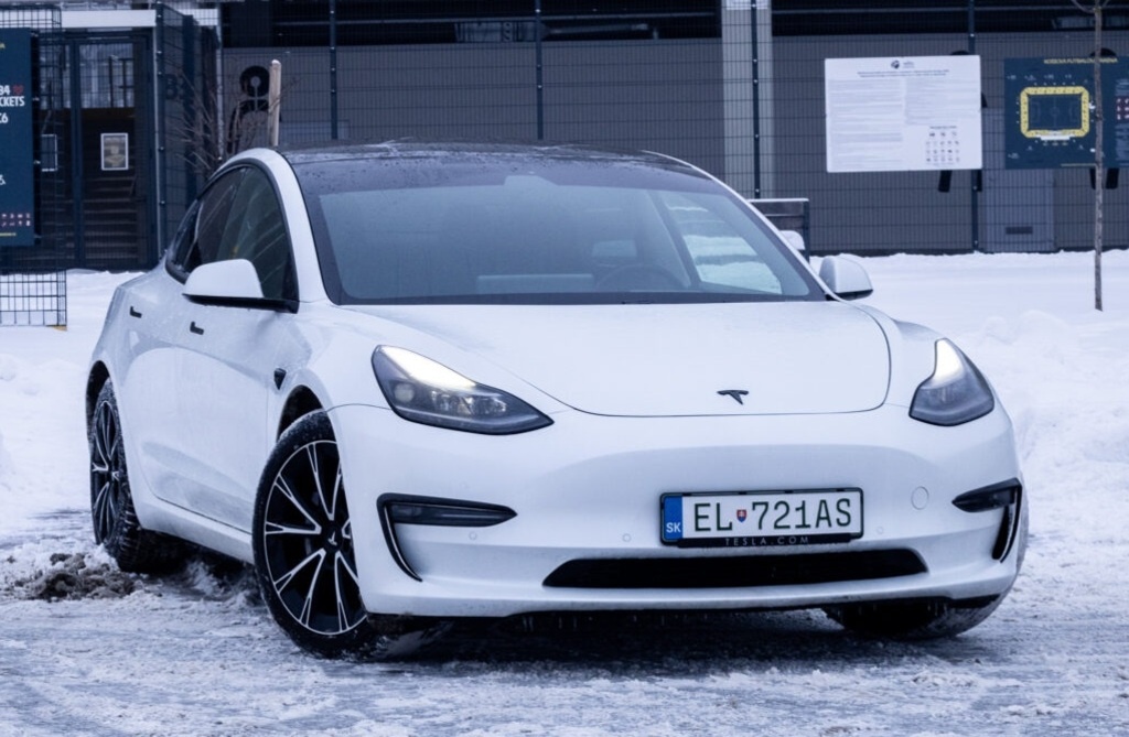 Tesla Model 3 Long Range 82kWh AWD, (2021) - 3