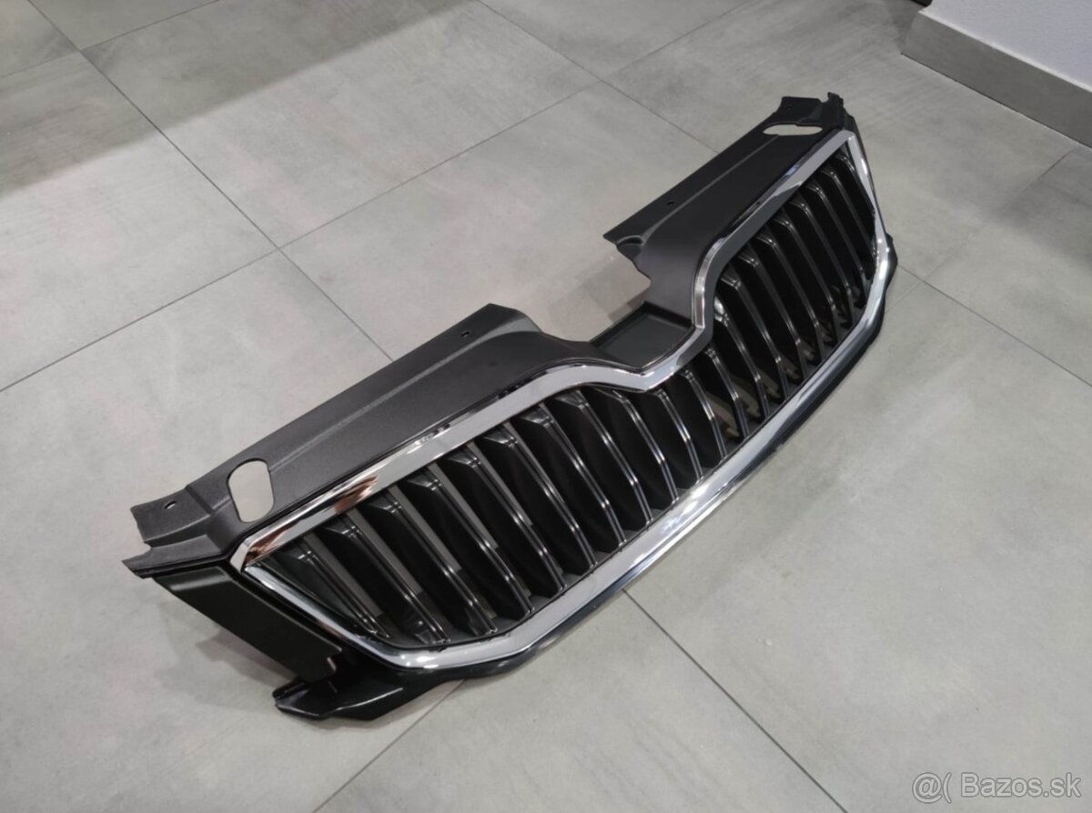 Predna maska Skoda OCTAVIA III - 3
