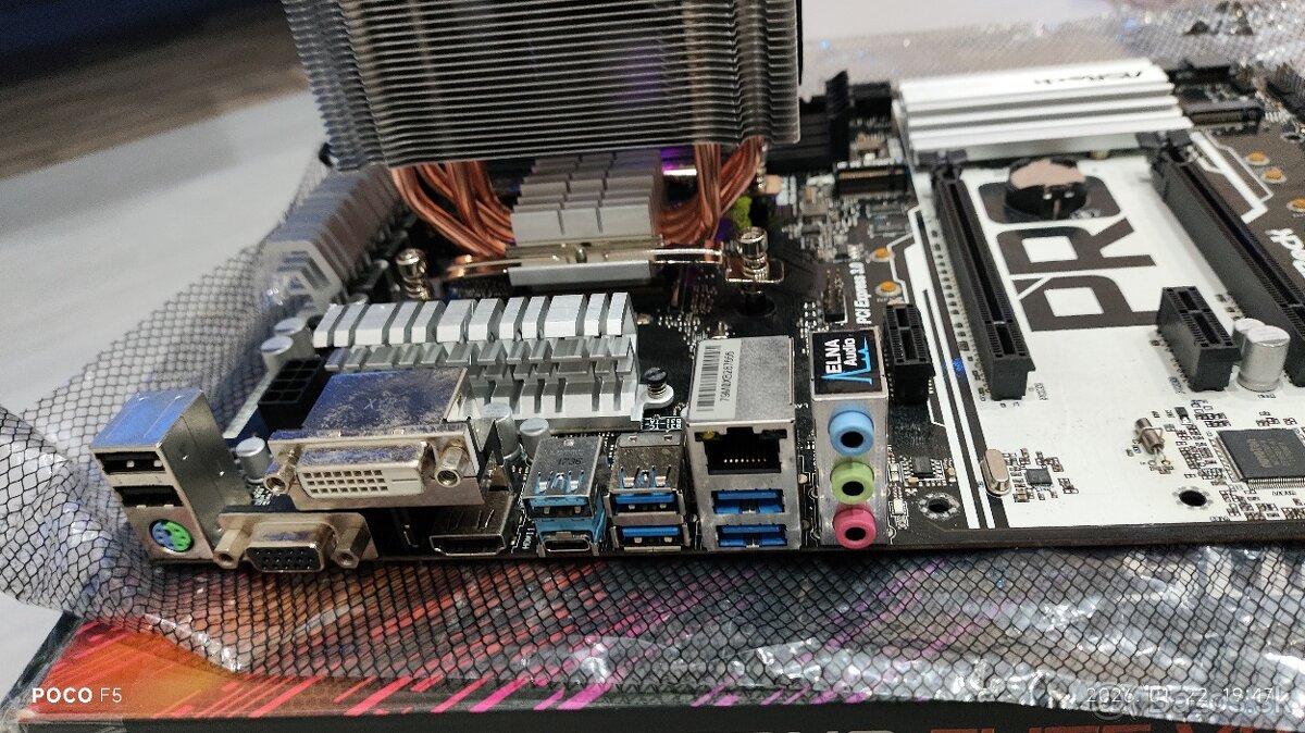 Ryzen 7 3700x,doska,chladič - 3