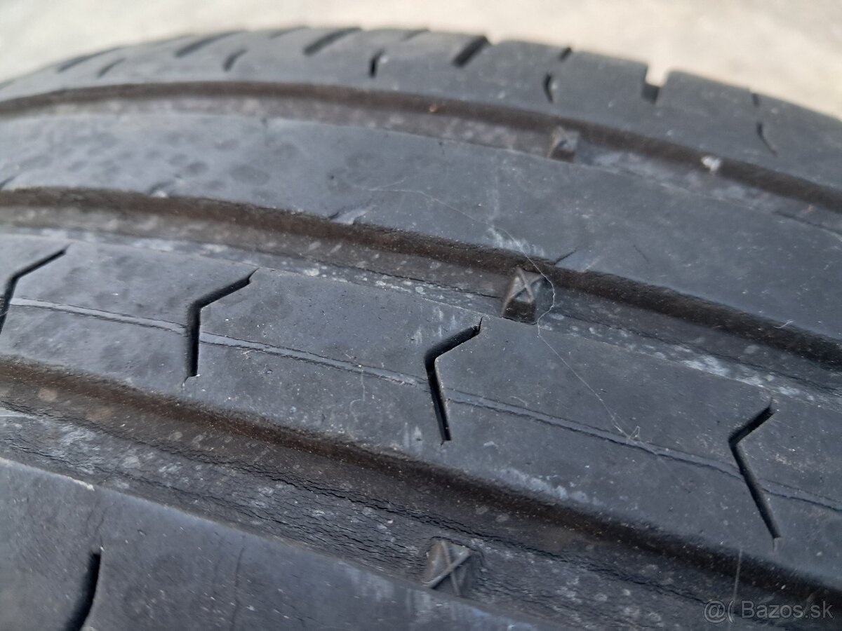 Predam pneumatiky Continental 165 70 14 - 3