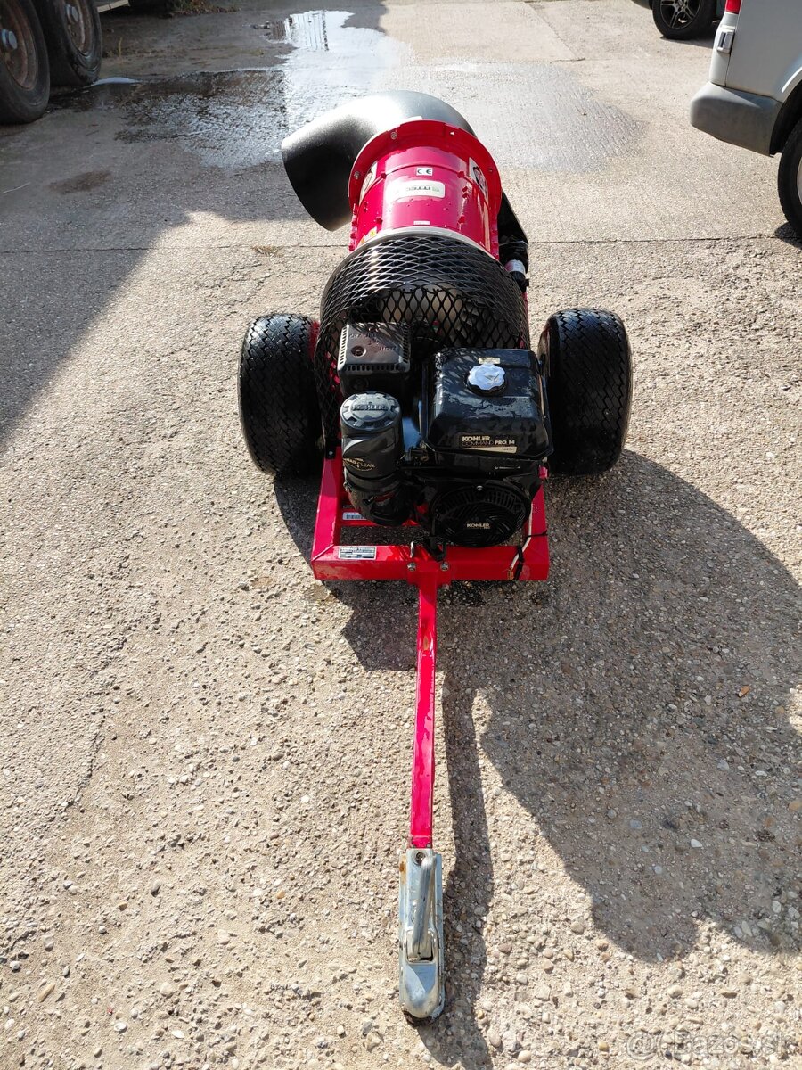 Fukár lístia Buffalo Cyclone 8000 - 3