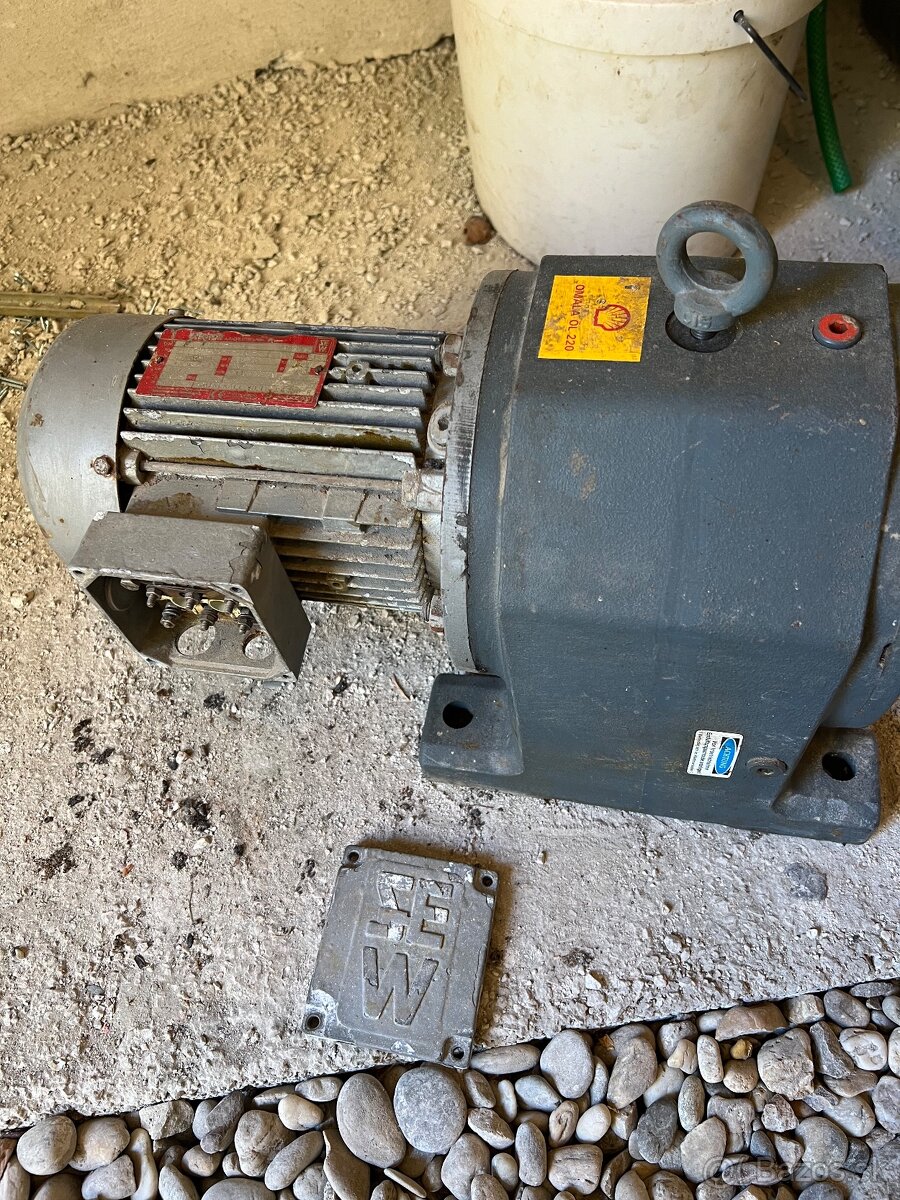 Motor s prevodovkou - 3