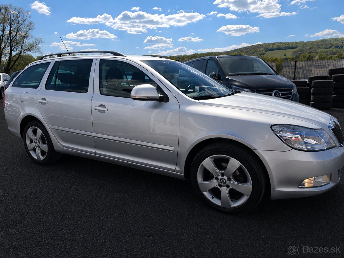 ŠKODA OCTAVIA 2 FACELIFT 1.6TDI 77KW DSG 2012 - 3