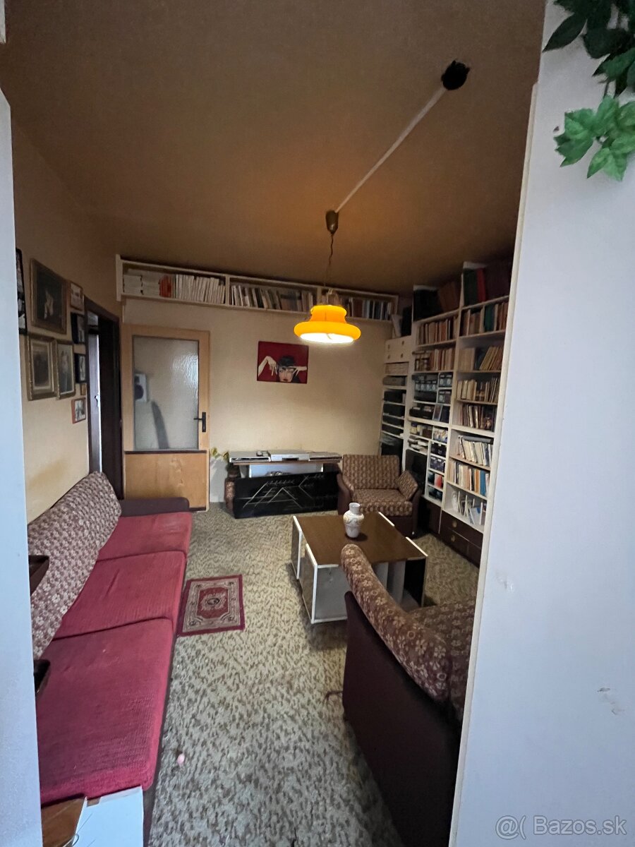 Na predaj 3 izb. byt v Štúrove - 3