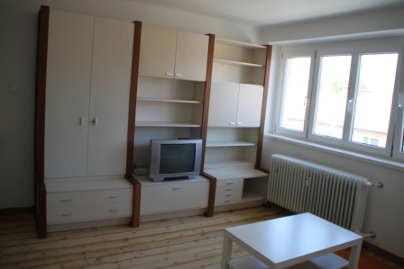 Prenajom 1 izb byt v centre - 3