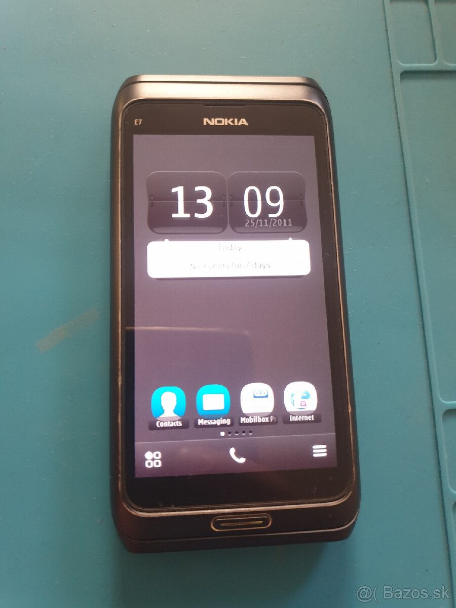 Nokia E7 rarita - 3