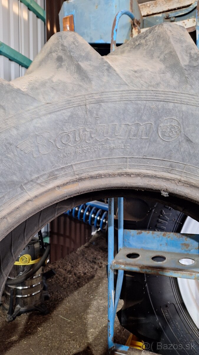 Pneu. 16,9-28 10PR - 3