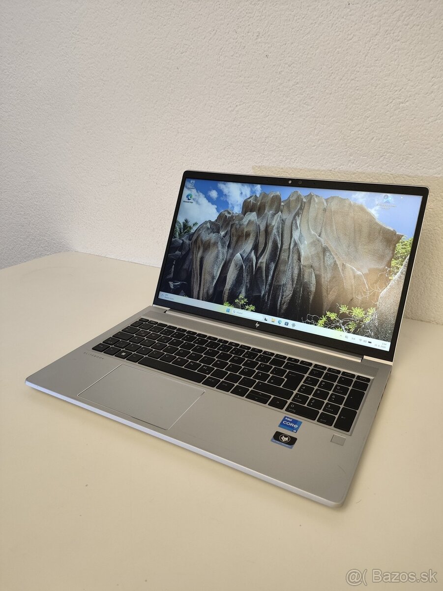 HP EliteBook 650 G9 | Intel Core i5 1235U • 16 GB RAM • 256 - 3