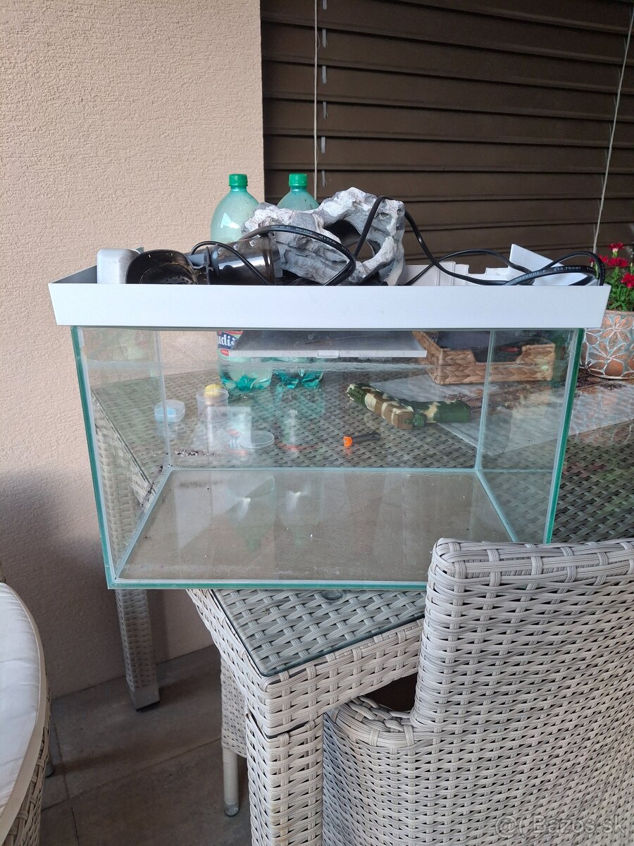 Akvarium 25 litrové s príslušenstvom - 3