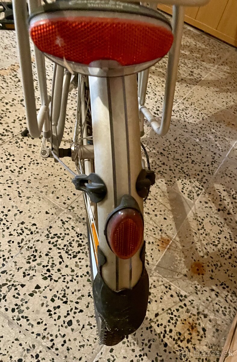 Trekingový bicykel KELLYS Carter 50 - ako nový - 3