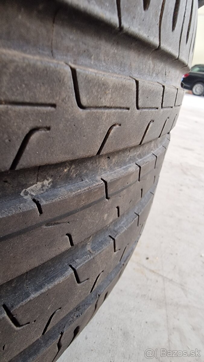 235/50R19 letné continetal - 3