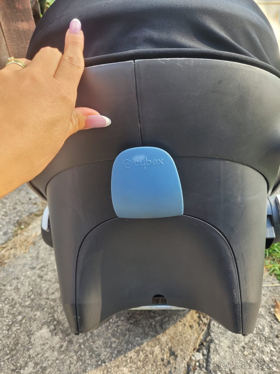 Detská autosedačka vajíčko Cybex Aton M i-Size - 3