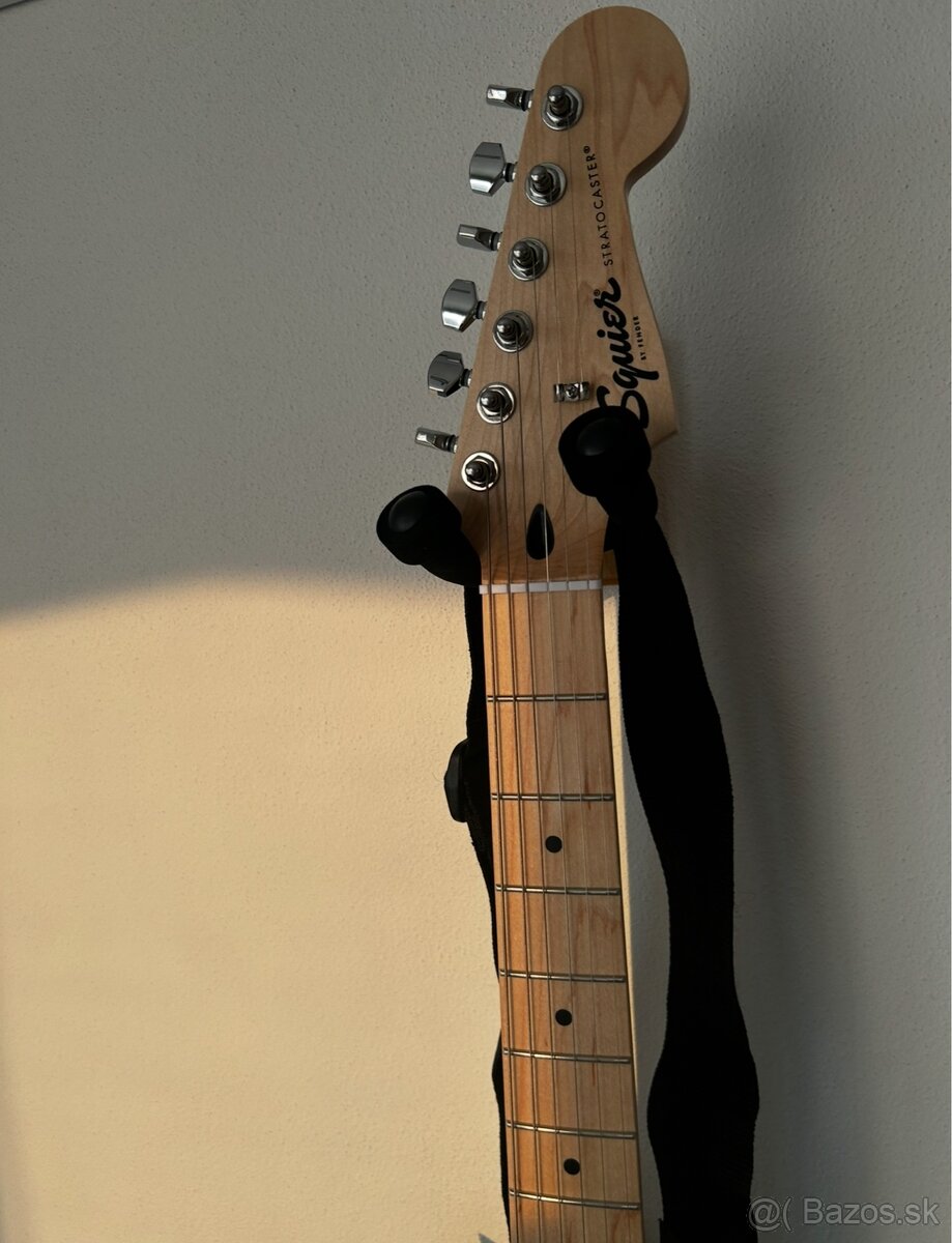 Fender Squier Sonic Stratocaster elektrická gitara - 3
