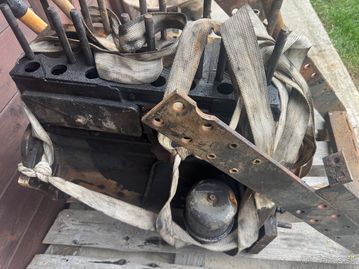 Blok motor Zetor 6901 - 3