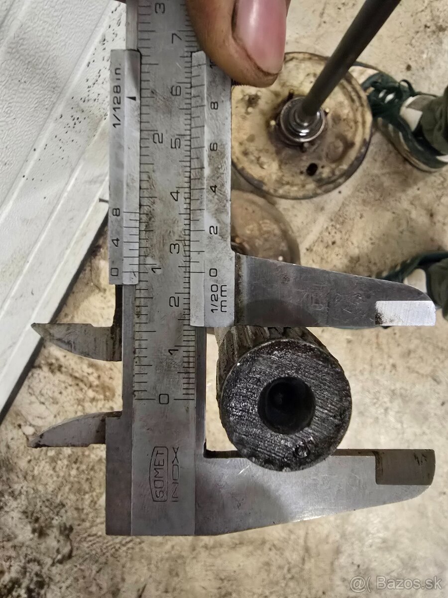 Predám poloosi lada niva - 3