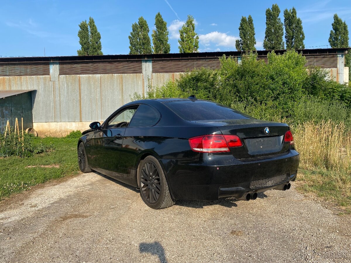 ROZPREDAM BMW E92 330d 170kw A/T - 3