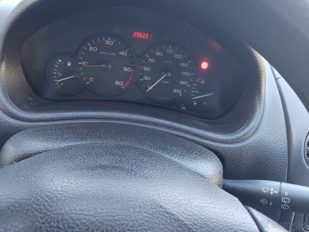 Predám Peugeot 206 r.v 2001.1.9d 51kw - 3