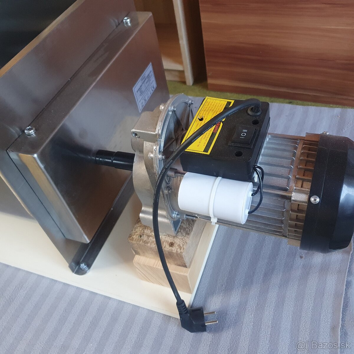 Predám elektrické miešačky mäsa - 3