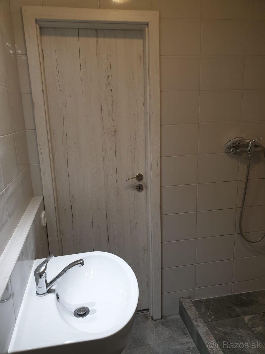 prenájom 1 izbový byt na Vlčincoch III. - 3