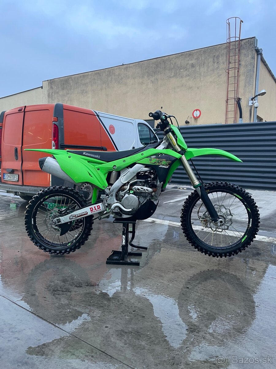 Predám kawasaki KX250F 2020 - 3