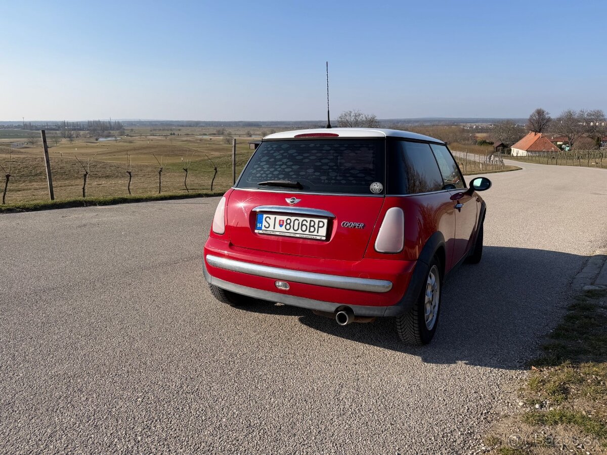 Mini Cooper 1,6 benzín 85kW - 3