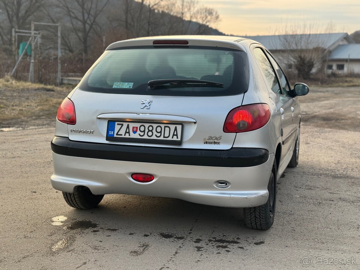 Peugeot 206 1.4 benzin - 3