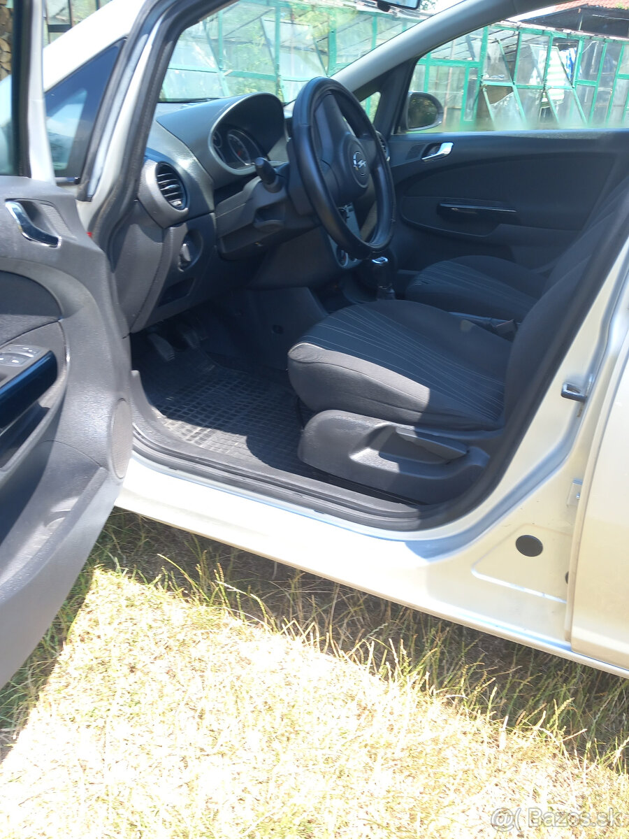 Opel Corsa - 3