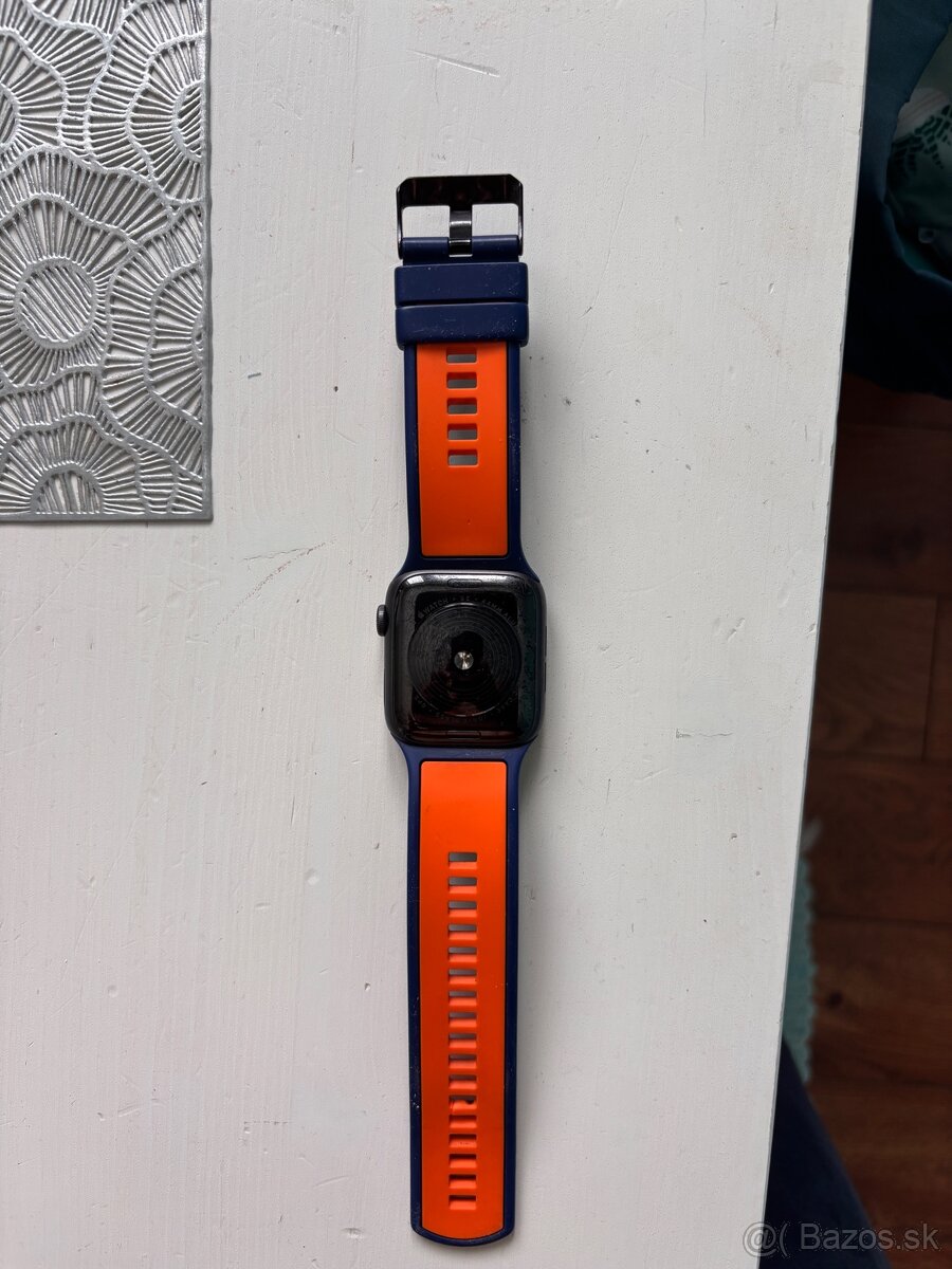 Apple Watch SE 44 mm - 3