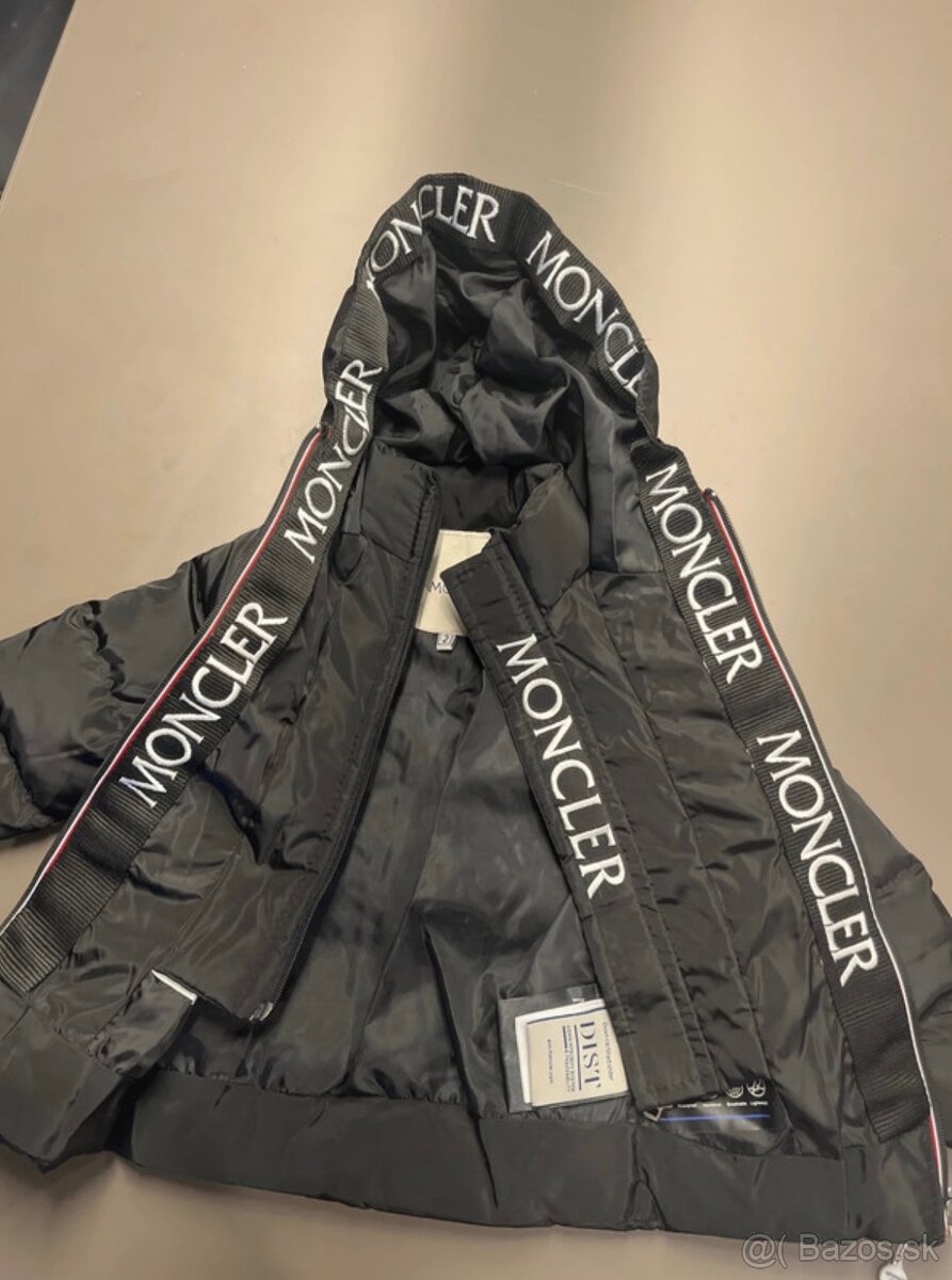 Chlapcenska Moncler bunda - 3