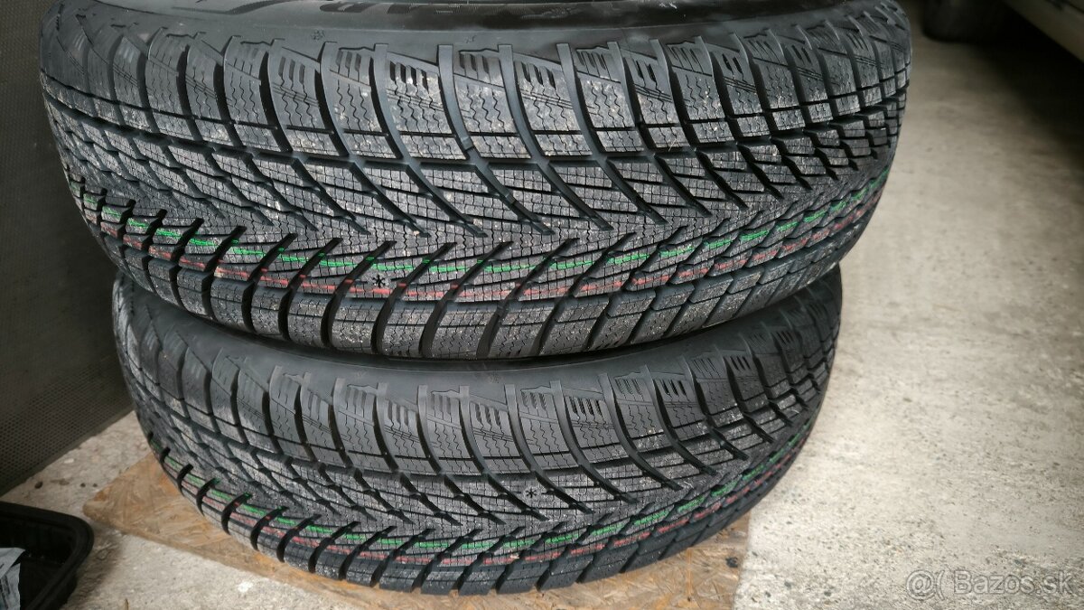 Disky+pneu goodyear ultragrip performance 3 195/65 r15 - 3