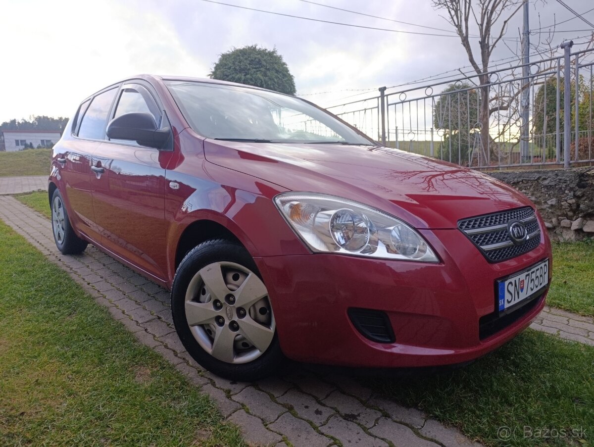 Predám kiu ceed - 3