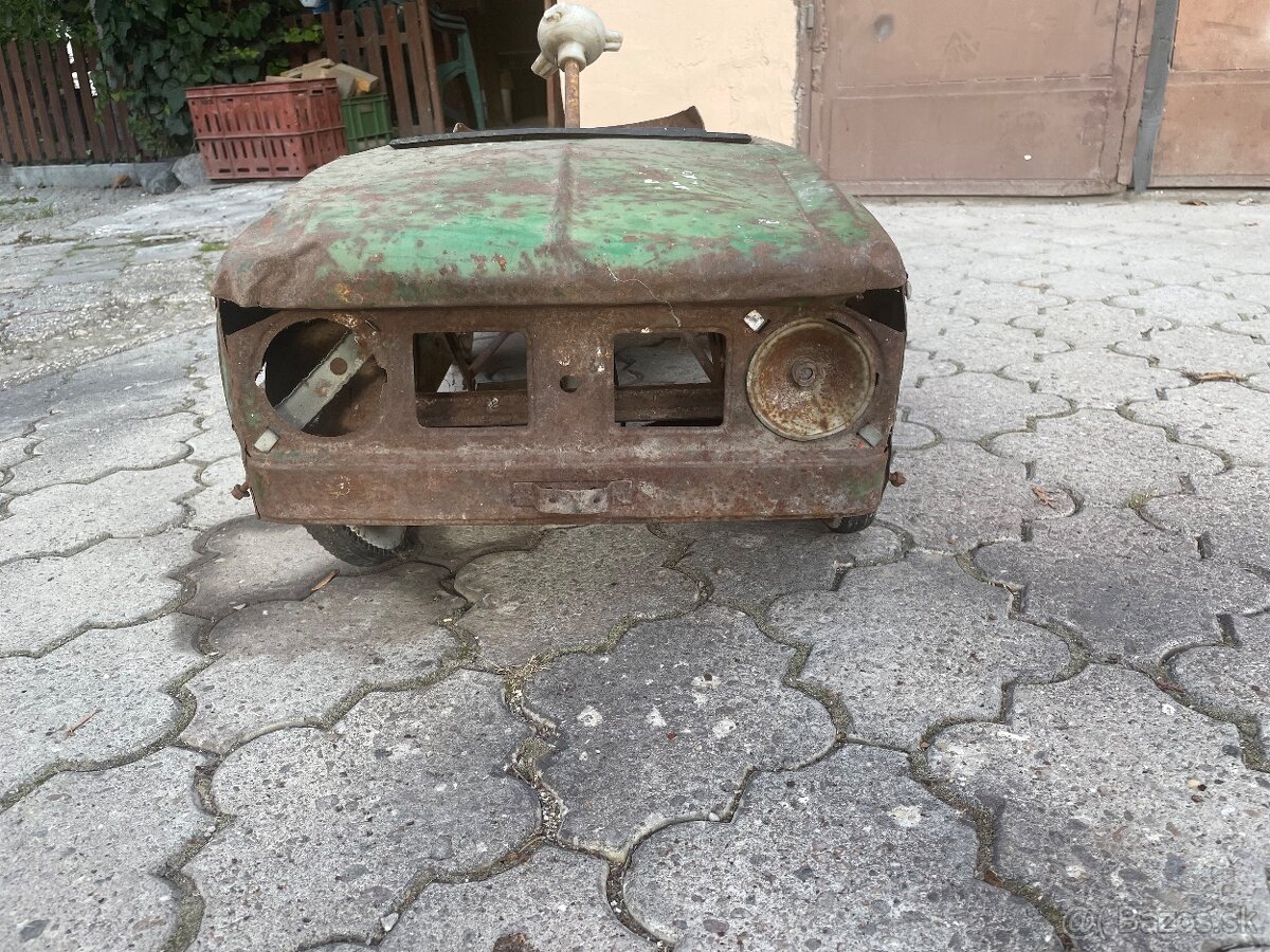 Šlapací Moskvič - 3