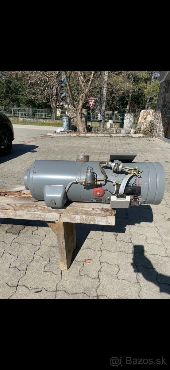 Bufik nezávisle kúrenie Tatra 815 - 3