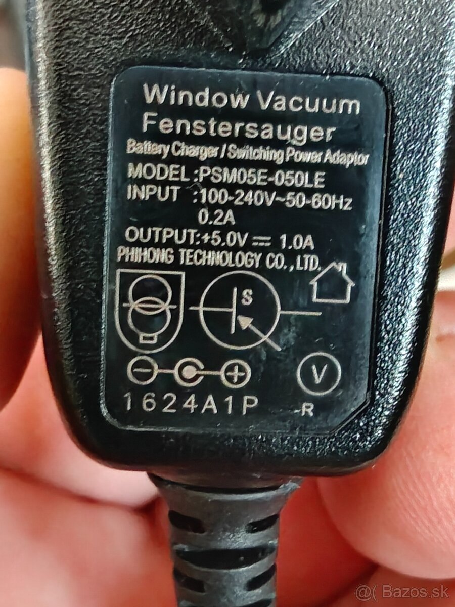 Originál nabíjačka vysávačov okien - 3