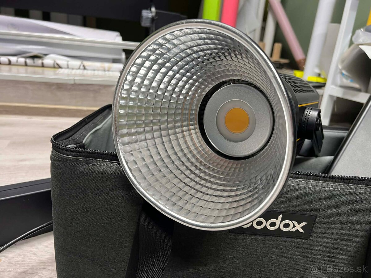 GODOX VL200 - 3